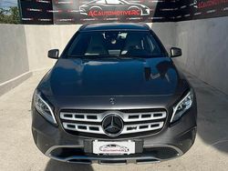 Grigio Usata 2019 Mercedes GLA220 SUV | 20.900 € (Buon prezzo)
