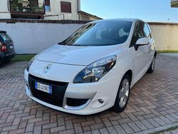 Bianco Usata 2010 Renault Scénic III Dynamique Monovolume | 4150 € (Ottimo prezzo)