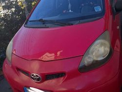 Usata 2010 Toyota Aygo Connect Style Due volumi | 3000 € (Buon prezzo)