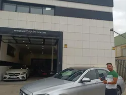 Grigio Usata 2020 Mercedes E220 AMG Tre volumi | 39.490 € (Buon prezzo)