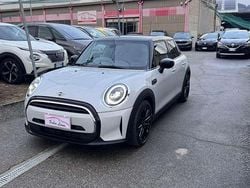 Argento Usata 2021 Mini Cooper Classic Due volumi | 17.890 € (Super prezzo)