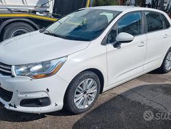 Bianco Usata 2014 Citroën C4 Business Class Tre volumi | 2500 € (Ottimo prezzo)