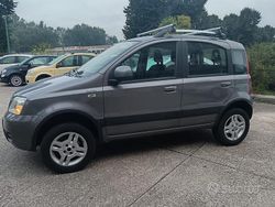 Grigio Usata 2011 Fiat Panda 4x4 Climbing Due volumi | 7900 € (Buon prezzo)