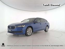 Blu cobalto metallizzato Nuova 2025 Skoda Superb Selection Station wagon | 37.900 € (Ottimo prezzo)