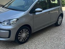 Grigio Usata 2021 VW up! Due volumi | 10.700 € (Buon prezzo)