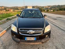 Blu/azzurro Usata 2009 Chevrolet Captiva SUV | 4000 € (Buon prezzo)