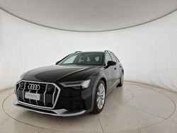 Nero brillante Usata 2021 Audi A6 Ambiente | 35.900 €