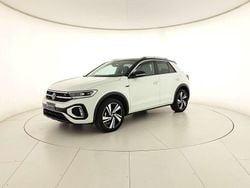 Pure white nero Usata 2022 VW T-Roc R-line SUV | 24.900 € (Buon prezzo)