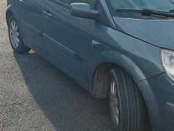 Grigio Usata 2007 Renault Scénic II Monovolume | 1500 € (Ottimo prezzo)