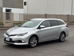 Grigio Usata 2017 Toyota Auris Touring Sports Lounge Station wagon | 9300 € (Ottimo prezzo)