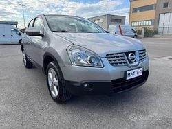 Grigio Usata 2009 Nissan Qashqai Tekna SUV | 3190 € (Ottimo prezzo)