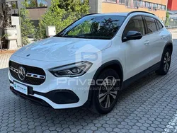 Bianco Usata 2020 Mercedes GLA200 Executive SUV | 28.900 € (Super prezzo)