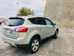 Usata 2009 Ford Kuga Titanium SUV | 3900 € (Buon prezzo)