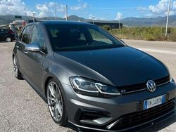 Grigio Usata 2018 VW Golf VII R Due volumi | 27.500 € (Cara)