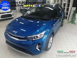 Blu Nuova 2025 Kia Stonic Style SUV | 18.290 € (Ottimo prezzo)