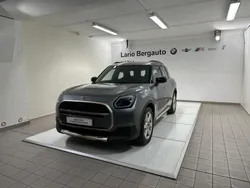 Smokey green Usata 2024 Mini Countryman Favoured SUV | 35.900 € (Ottimo prezzo)