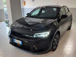 Nero Nuova 2025 Opel Corsa Tre volumi | 19.500 € (Molto cara)