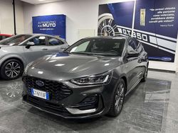Mganetic grey Usata 2024 Ford Focus ST-Line Tre volumi | 22.900 € (Buon prezzo)