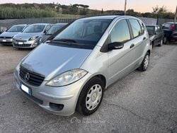 Argento Usata 2005 Mercedes A180 Classic Tre volumi | 1900 € (Buon prezzo)