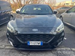 Nero Usata 2019 Ford Focus ST-Line Tre volumi | 9500 € (Buon prezzo)
