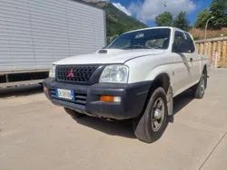 Bianco Usata 2002 Mitsubishi L200 Pick-up | 9000 € (Buon prezzo)