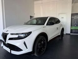 Bianco Nuova 2025 Alfa Romeo Junior Edizione Speciale SUV | 28.900 € (Buon prezzo)