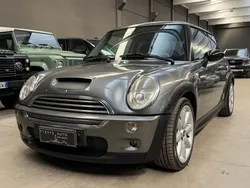 Grigio metallizzato Usata 2004 Mini Cooper S Due volumi | 7900 € (Ottimo prezzo)