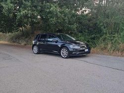 Nero Usata 2017 VW Golf VII Highline Tre volumi | 13.600 € (Ottimo prezzo)