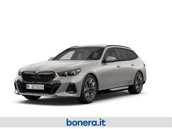 Grigio Nuova 2025 BMW 520 M Sport Station wagon | 74.600 € (Molto cara)