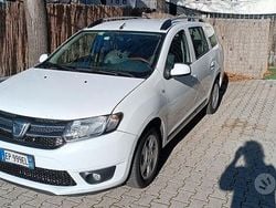 Bianco Usata 2014 Dacia Logan MCV Lauréate Station wagon | 3000 € (Buon prezzo)