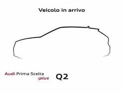 Grigio daytona perlato Usata 2025 Audi Q2 S-Line SUV | 34.900 € (Molto cara)