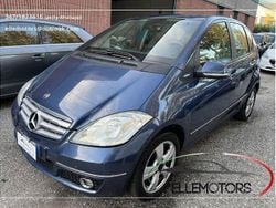 Blu Usata 2009 Mercedes A150 Avantgarde Monovolume | 4499 € (Buon prezzo)