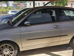 Usata 2004 Lancia Ypsilon Due volumi | 800 € (Buon prezzo)