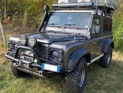 Usata 2006 Land Rover Defender SE Station wagon | 29.000 € (Buon prezzo)