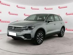 Grigio Usata 2024 VW Touareg Elegance SUV | 61.900 € (Cara)