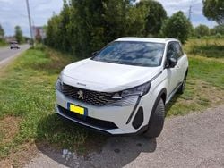 Bianco Usata 2023 Peugeot 5008 Allure SUV | 31.500 € (Molto cara)