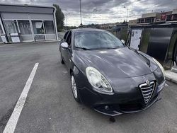 Usata 2013 Alfa Romeo Giulietta Distinctive Due volumi | 5200 € (Ottimo prezzo)