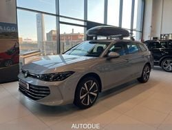 Gray Nuova 2025 VW Passat Station wagon | 42.890 € (Buon prezzo)