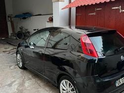 Nero Usata 2008 Fiat Grande Punto Sport Due volumi | 3200 € (Buon prezzo)
