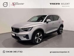 Silver dawn Usata 2025 Volvo XC40 Core SUV | 34.900 € (Buon prezzo)
