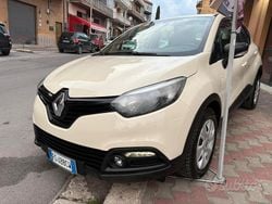 Beige Usata 2016 Renault Captur Life SUV | 9900 € (Buon prezzo)