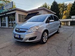 Grigio Usata 2009 Opel Zafira Cosmo Monovolume | 3500 € (Buon prezzo)