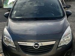Grigio Usata 2012 Opel Meriva S Monovolume | 2200 € (Super prezzo)