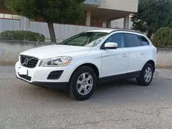 Bianco Usata 2011 Volvo XC60 Kinetic SUV | 10.900 € (Buon prezzo)