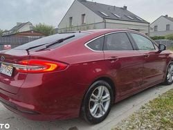 Rosso Usata 2009 Ford Mondeo Premium Tre volumi | 5330 € (Buon prezzo)