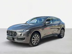 Grigio scuro Usata 2022 Maserati Levante GT SUV | 65.500 € (Molto cara)
