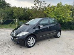 Nero Usata 2006 Mercedes A150 Elegance Tre volumi | 2990 € (Buon prezzo)