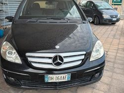 Usata 2006 Mercedes B200 Monovolume | 2000 € (Ottimo prezzo)