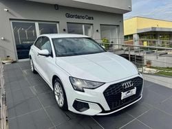 Bianco Usata 2024 Audi A3 Sportback S-Line Due volumi | 33.990 € (Buon prezzo)