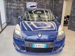 Blu Usata 2010 Renault Scénic III Dynamique Monovolume | 2200 € (Super prezzo)